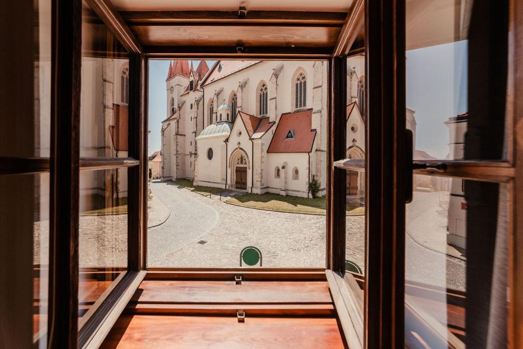 Apartmany Stare Mesto Зноймо Екстериор снимка